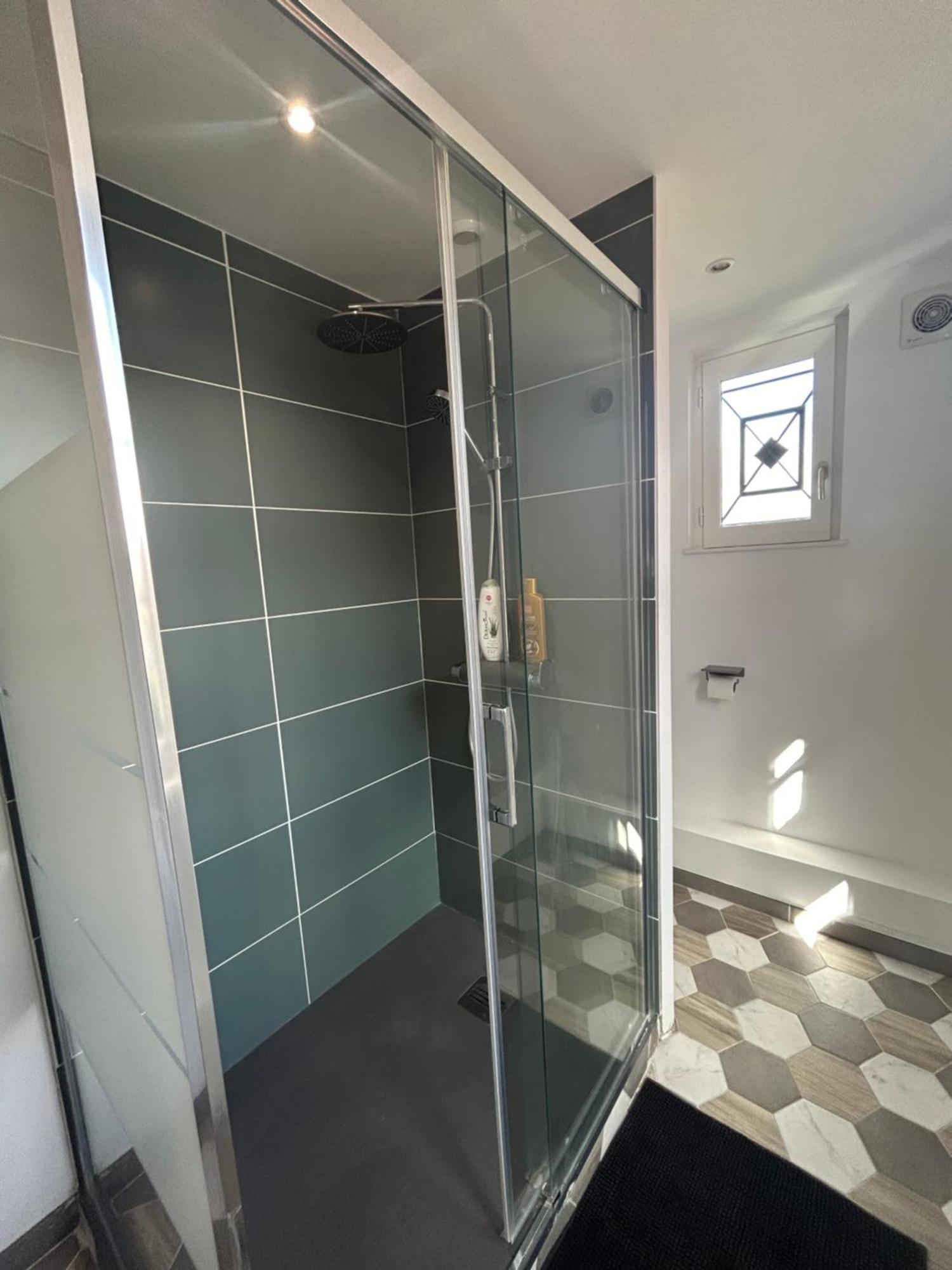 Le Rive Droite Proche Gare Parking Facile Apartment Montauban Exterior photo